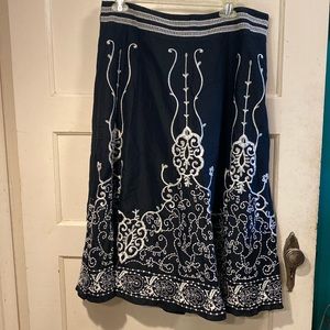 Coldwater Creek embroidered skirt. Size L